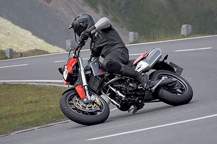BMW G 650 Xmoto review used guide_01