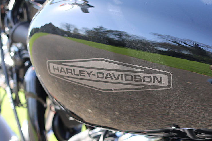 2021 Harley-Davidson Softail Standard Review Price Spec_023