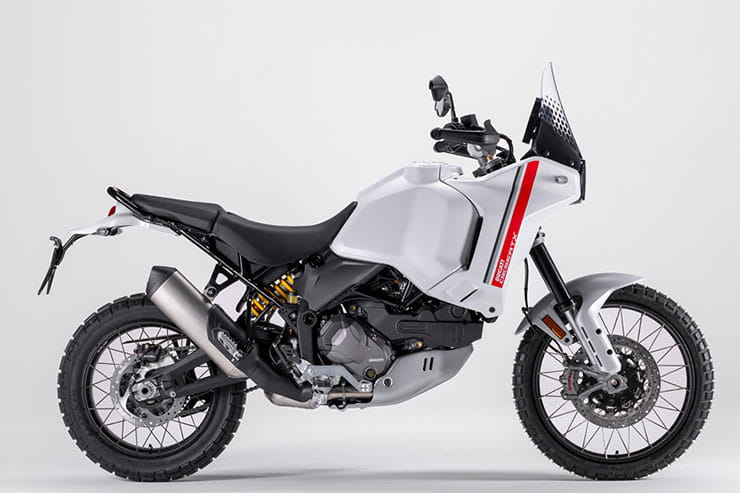 2022 Ducati DesertX Review Price Spec (5)