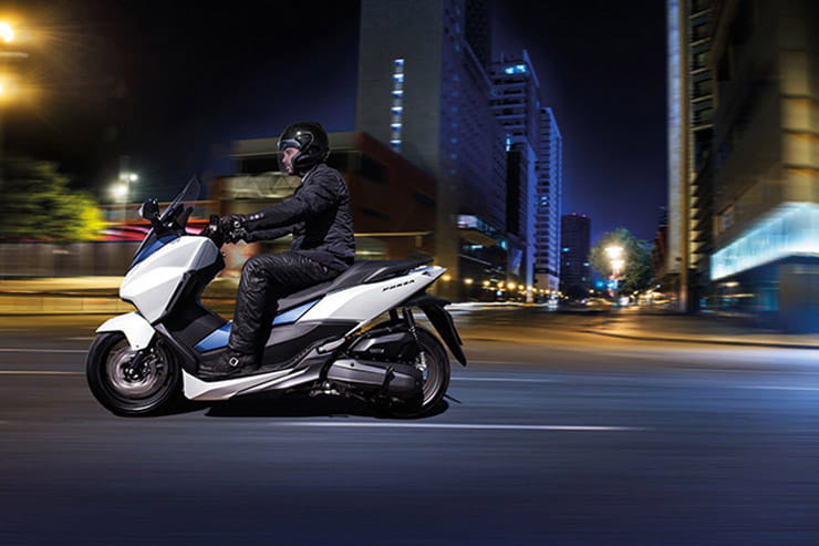 Honda Forza 125 2015 Review Used Guide_09