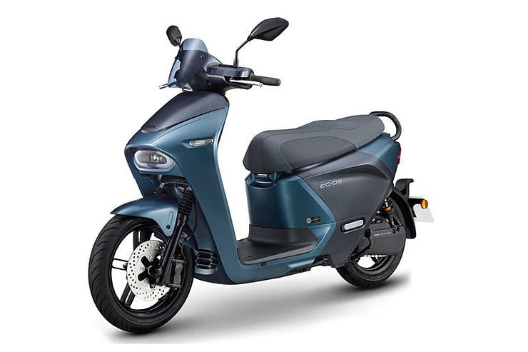 Yamaha E01 concept scooter news_02