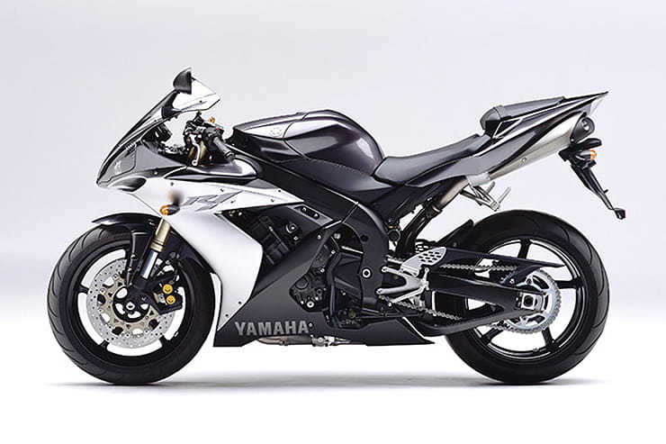 Yamaha YZF-R1 2004 Review Used Price Spec_06