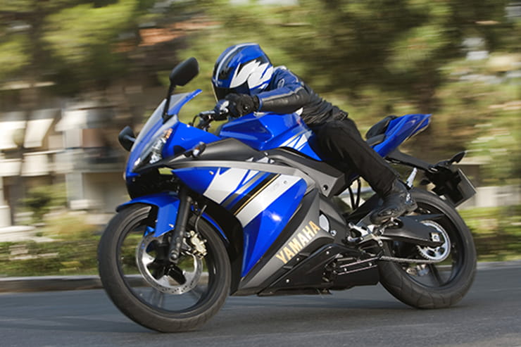 Yamaha YZF-R125 2008 Review Used Price Spec_07