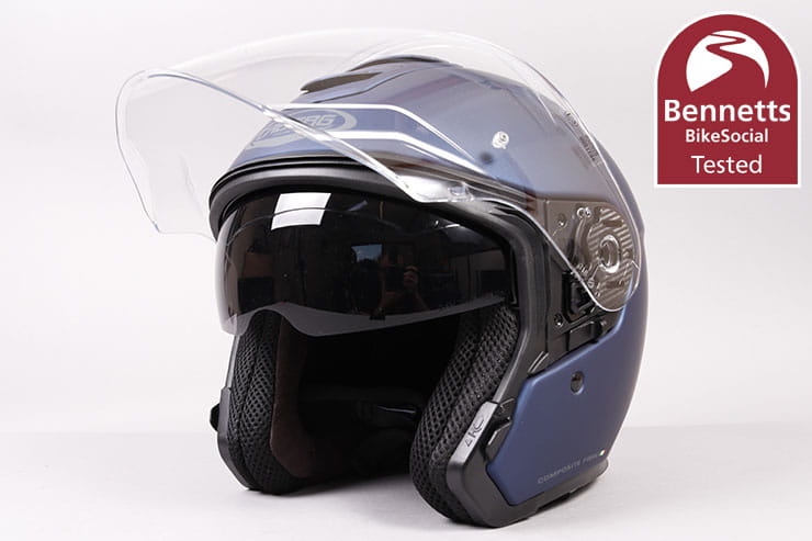 Caberg Flyon motorcycle helmet review_10
