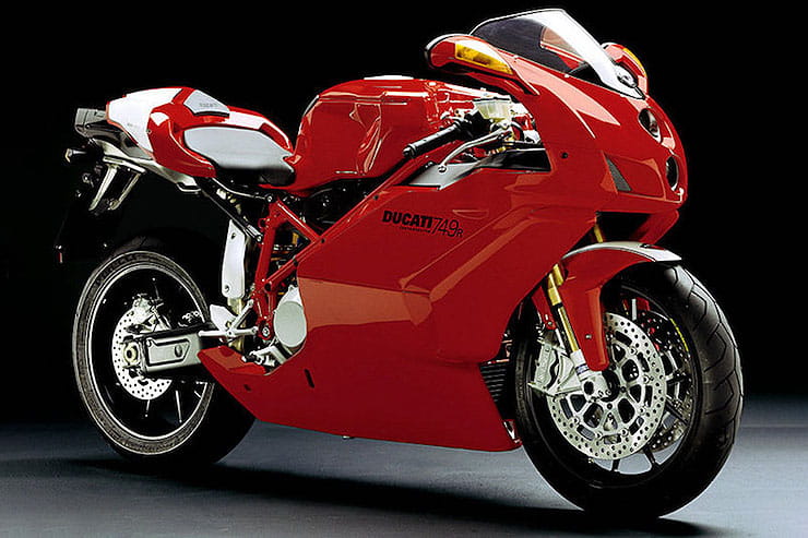 Ducati 749R 2004 Review Used Price Spec_01