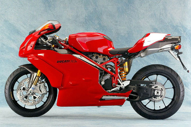 Ducati 749R 2004 Review Used Price Spec_06