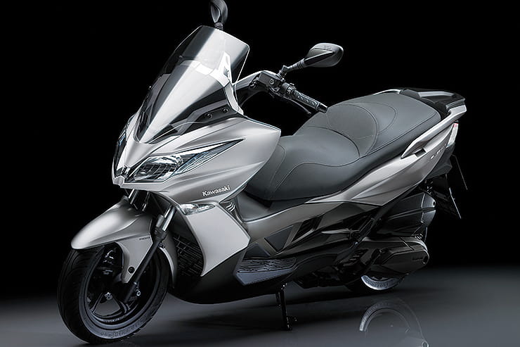 Kawasaki J300 Scooter 2014 Review Used Guide Price Spec_03