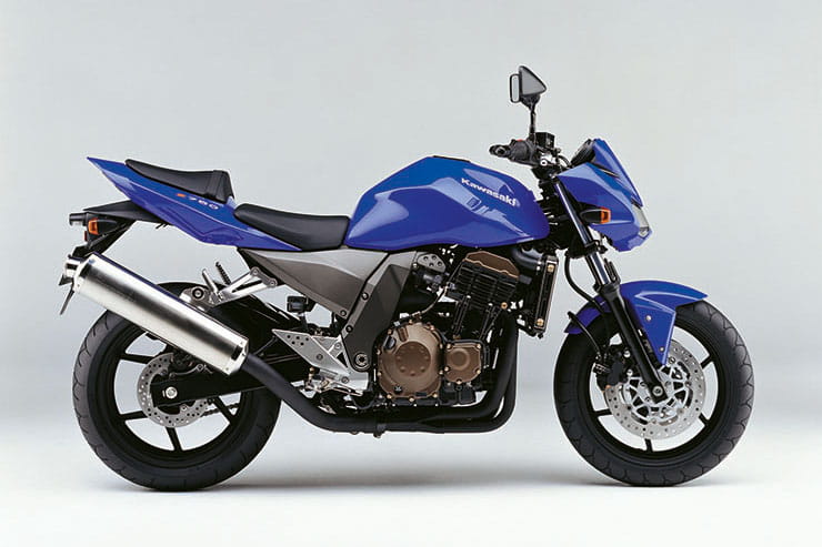 Kawasaki Z750 2004 Review Used Price Spec_10