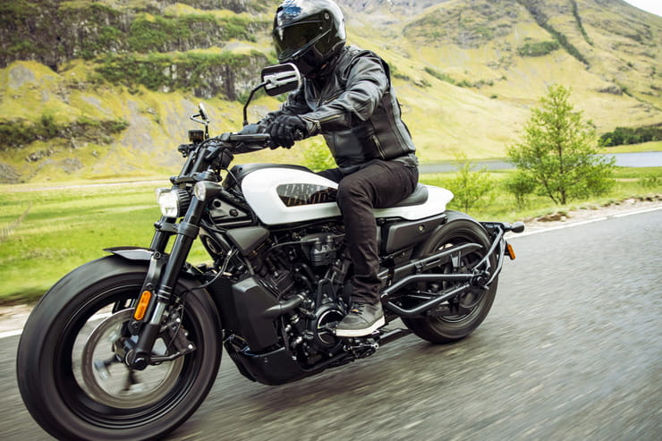 Harley-Davidson Sportster S 2022 Details Price Spec_20