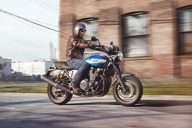 Yamaha XJR1300 2015 Review Used Price Spec_01
