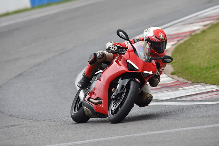 Ducati Panigale V2 Road Race Trioptions McGuinness_28