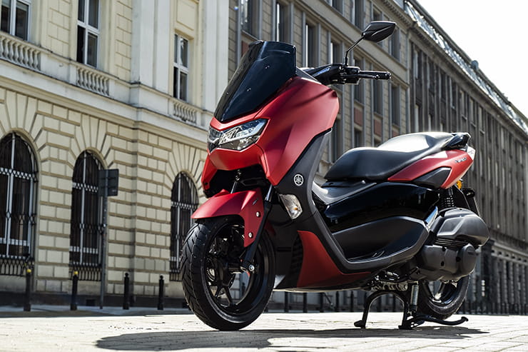 2021 Yamaha NMAX 125 Review Price Spec (12)