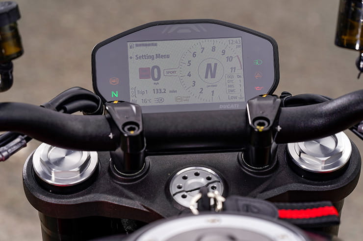 Ducati Monster 2021 Review Price Spec_50