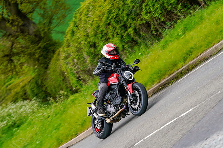 Ducati Monster 2021 Review Price Spec_72