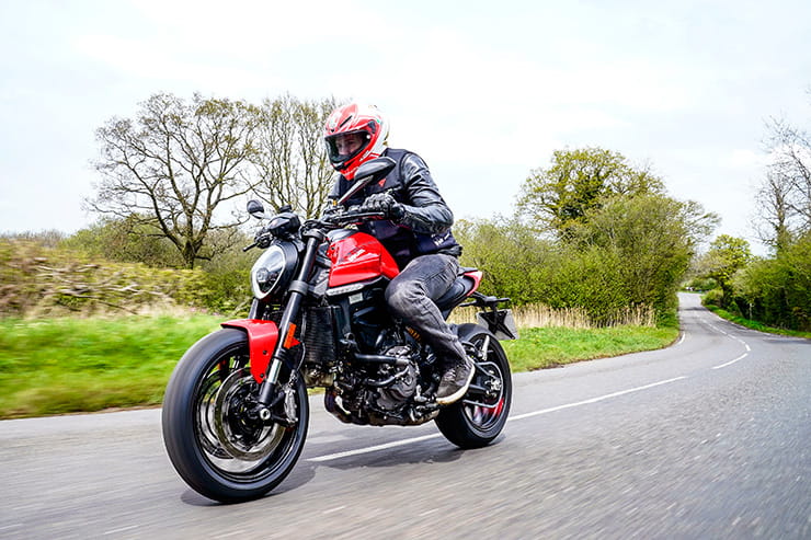 Ducati Monster 2021 Review Price Spec_91