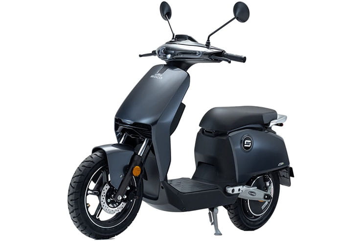 2022 Piaggio ONE Electric Scooter_04