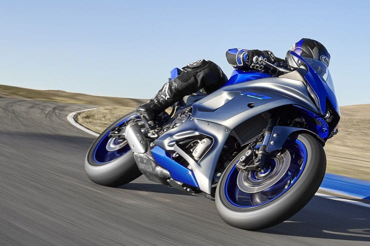 Yamaha R7 2022 News Details Spec_05