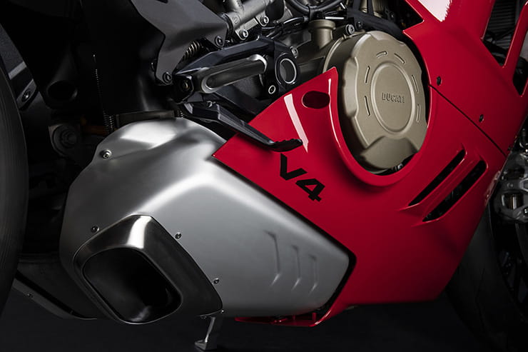 Ducati Panigale V4 2022 News Details Price Spec (8)