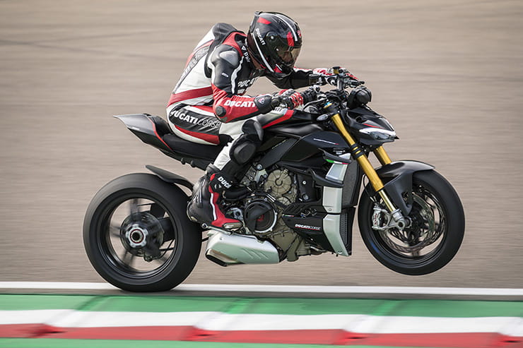 Ducati Streetfighter V4 SP 2022 Details Price Spec_04