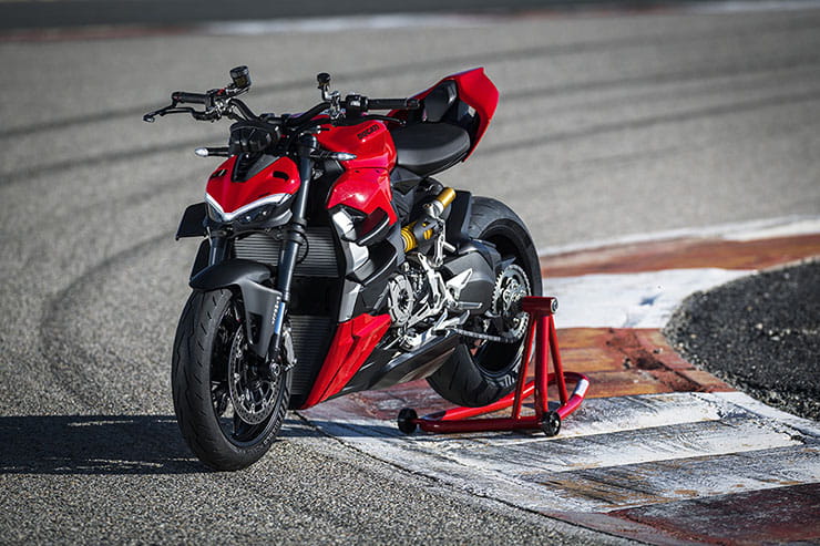 Ducati Streetfighter V2 2022 Review Details Price Spec_101