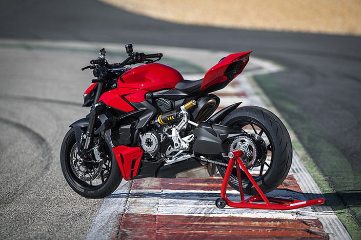Ducati Streetfighter V2 2022 Review Details Price Spec_102