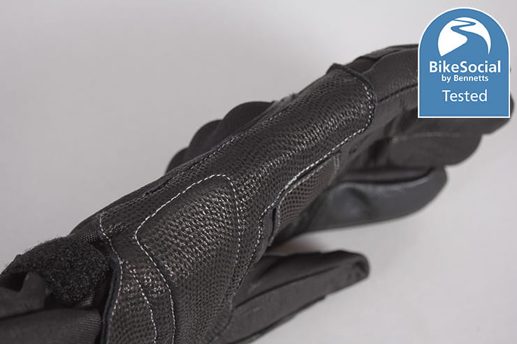 RST Paragon heated gloves review_17