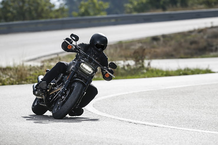 Harley Davidson Fat Bob 2018 Review Used Price Spec_09