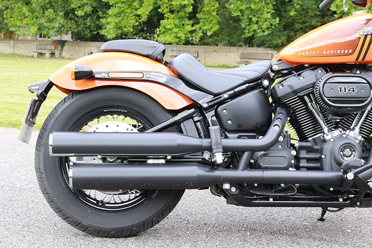 2021 Harley-Davidson Street Bob 114 Review Details Price Spec_028