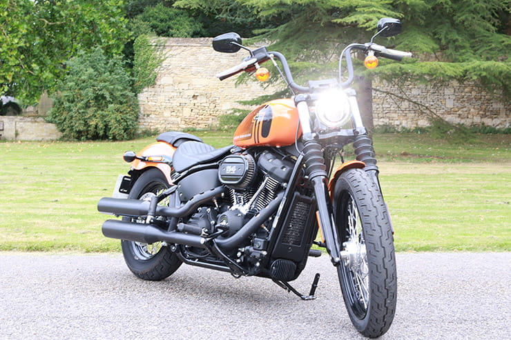 2021 Harley-Davidson Street Bob 114 Review Details Price Spec_035