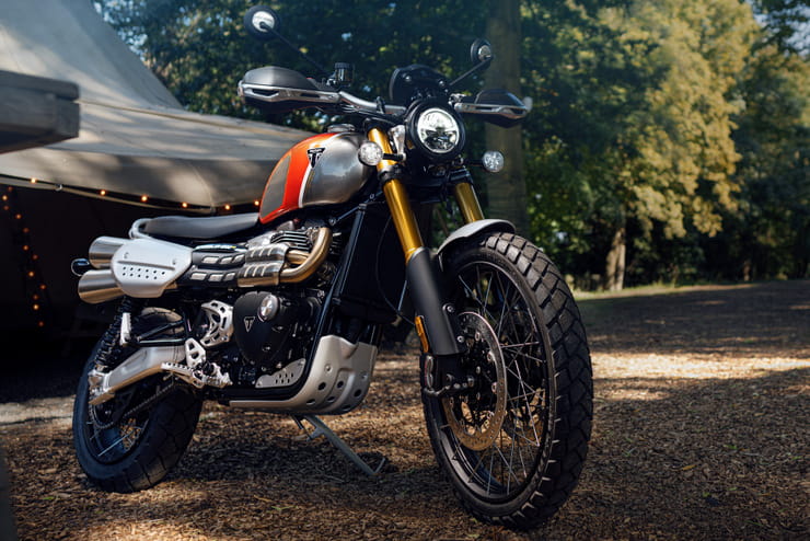 Triumph launches Gold Line limited editions_scrambler_xe