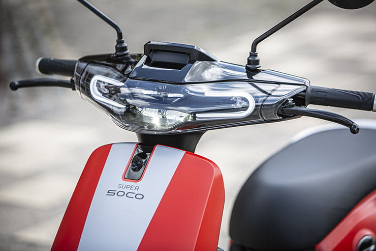 Super Soco CUx Ducati 2021 Review Spec Price_15