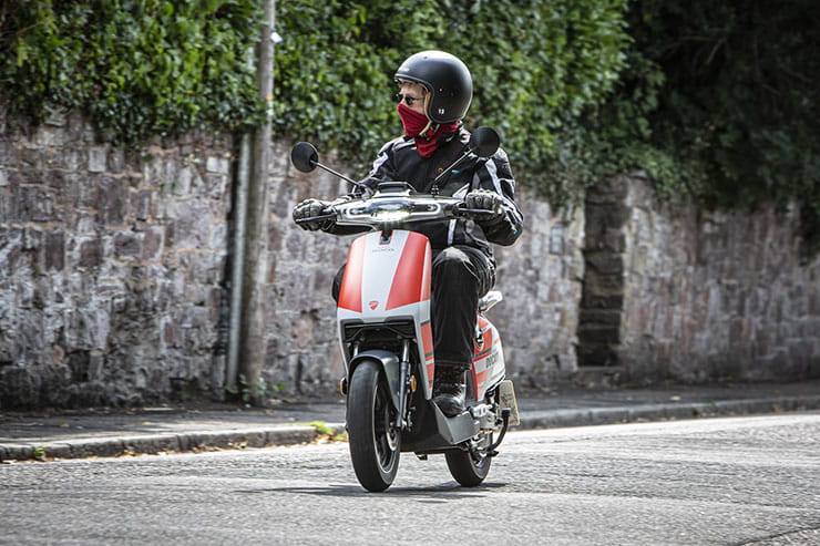 Super Soco CUx Ducati 2021 Review Spec Price_51