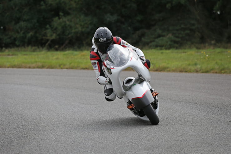 White Motorcycles WMC250EV Electric Bike Record Speed Testing_13