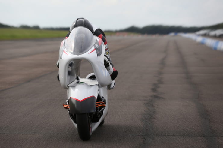 White Motorcycles WMC250EV Electric Bike Record Speed Testing_17
