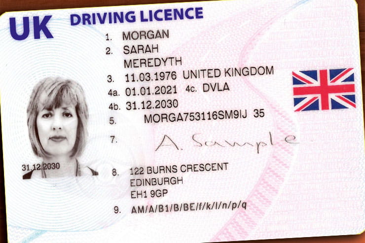 ride drive expired licence DVLA law_01