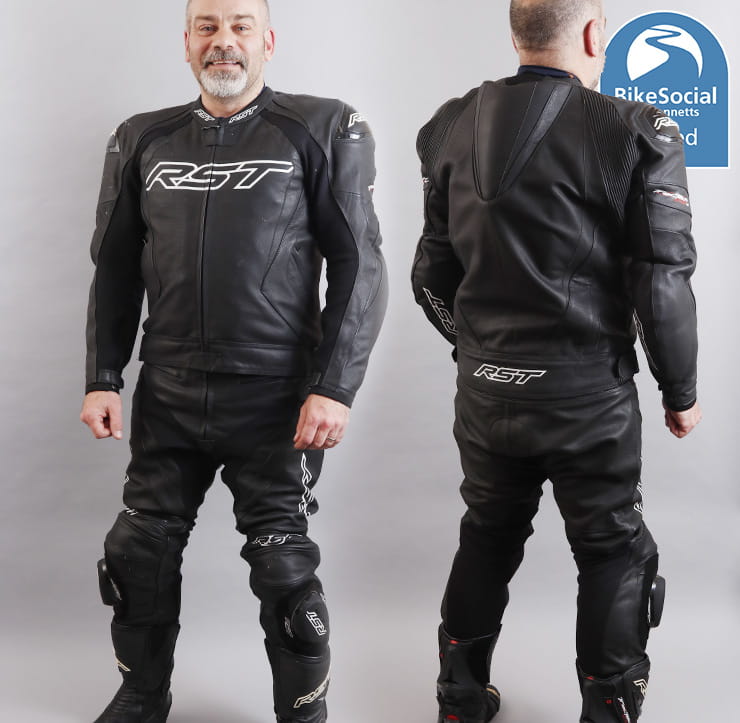 RST Tracktech Evo 4 review two piece leathers_01