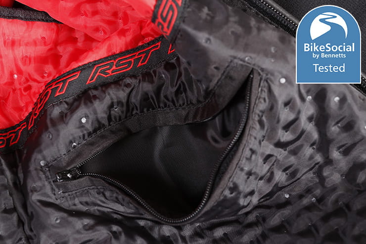 RST Tracktech Evo 4 review two piece leathers_04