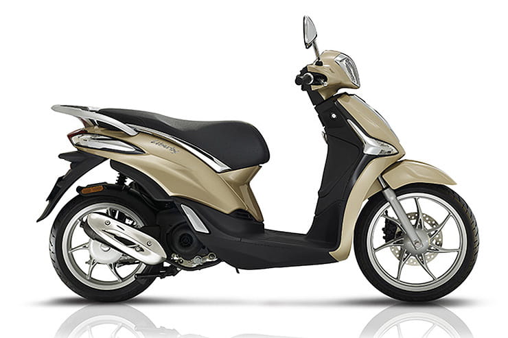 Top 10 500cc Scooters for 2022_06