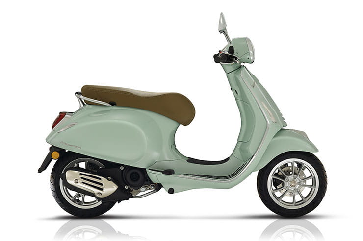 Top 10 500cc Scooters for 2022_10