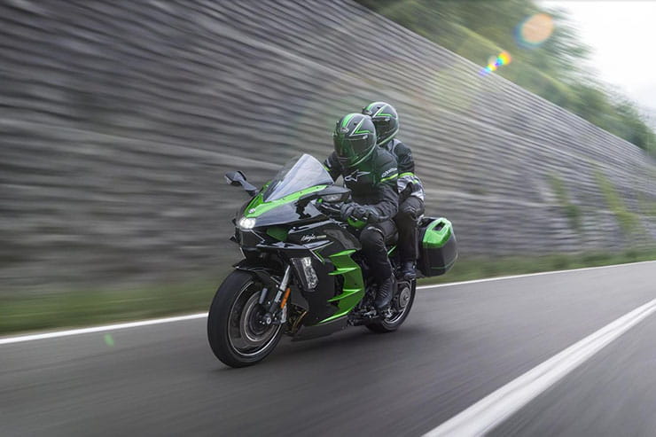 2022 Kawasaki Ninja H2 SX and SE News Details Spec_112