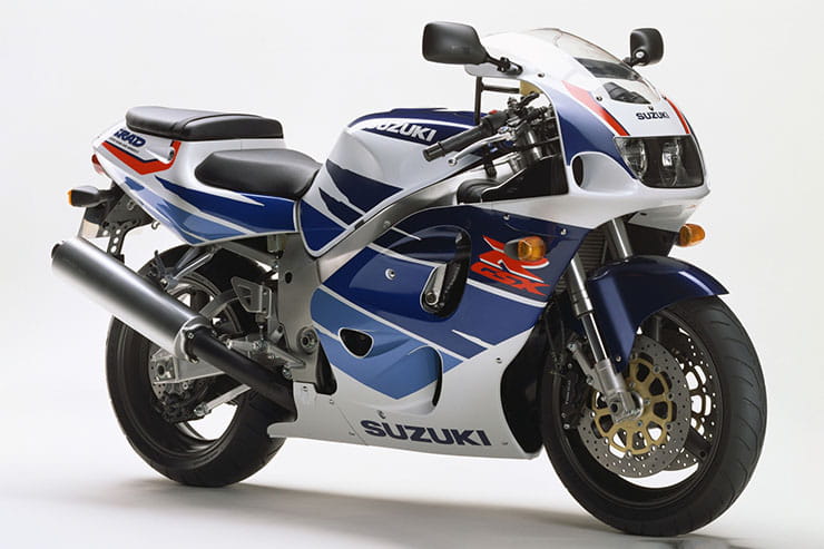 30 Years of the GSX-R750 Top 10 Models_05
