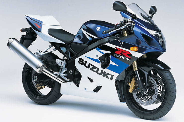 30 Years of the GSX-R750 Top 10 Models_07