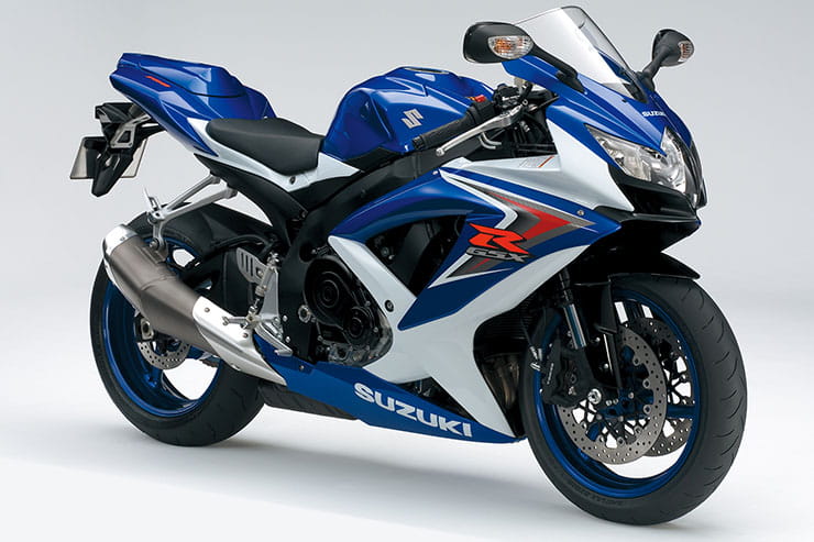 30 Years of the GSX-R750 Top 10 Models_09