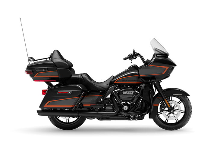 Harley-Davidson launches Apex custom paint option_07