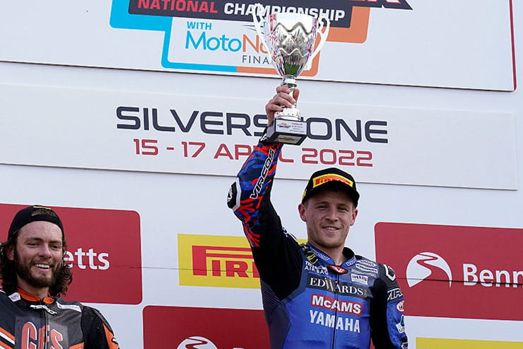 Tim Neave signs for McAms Yamaha BSB2023_04