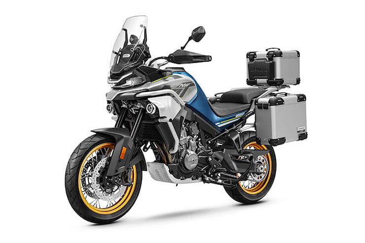 2022 New Motorcycle Guide Capacity Details Price_10