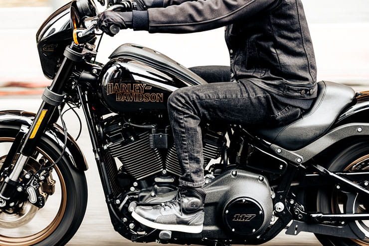 2022 Harley-Davidson LowRider S_01