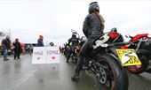 Female motorcyclist world record attempt_Thumb