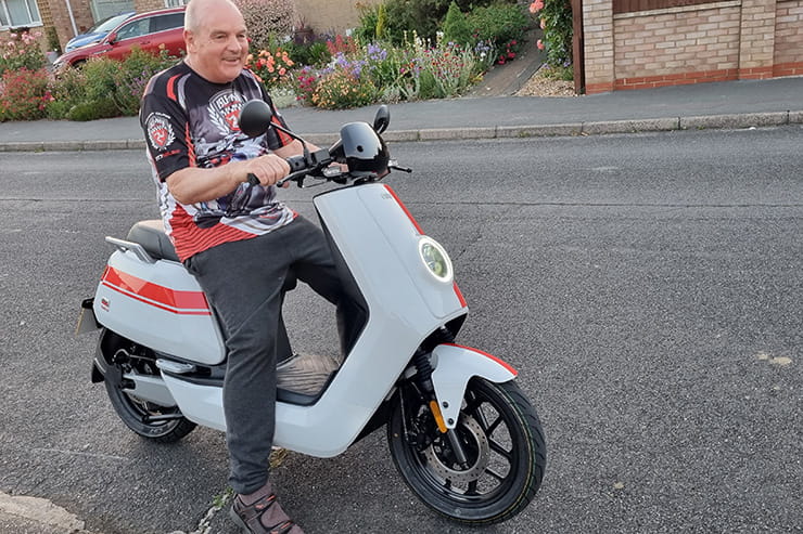 Niu NQi GTS review honest electric scooter_31