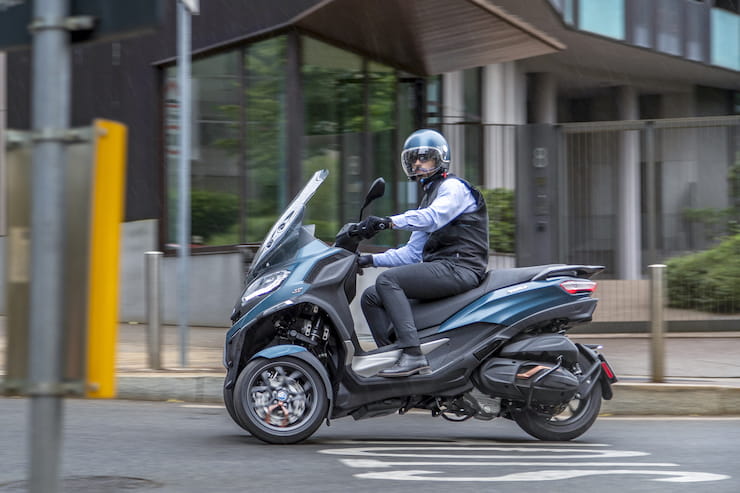 Belichamen Kapel Great Barrier Reef Revamped Piaggio MP3 400 and 530 announced